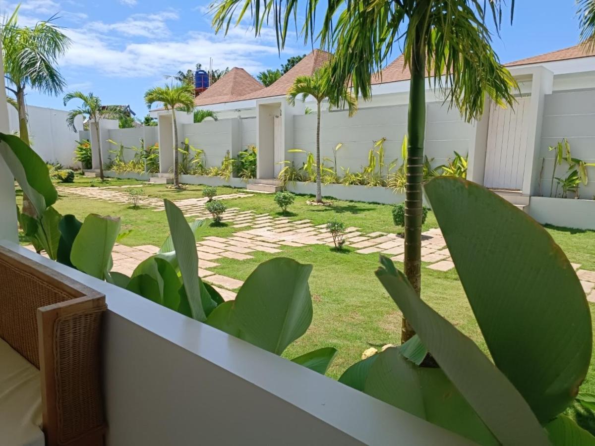 Pineale Villas, Resort And Spa Panglao Bagian luar foto
