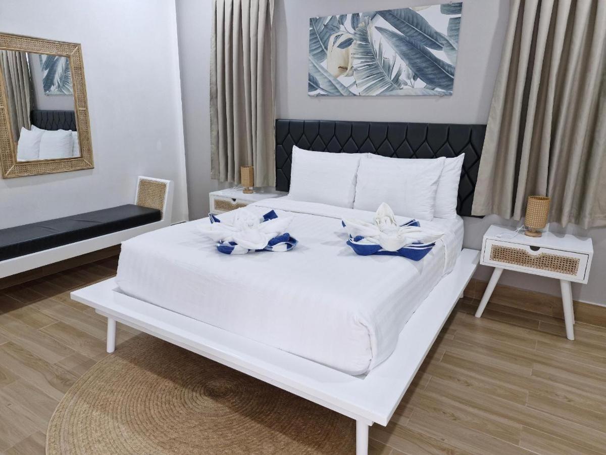 Pineale Villas, Resort And Spa Panglao Bagian luar foto